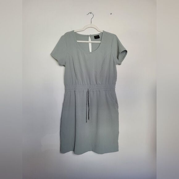 32⁰ Cool Twill Dress Sage Green T-Shirt Dress Pockets Casual Sporty Comfy Medium - Picture 3 of 15